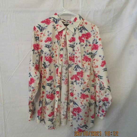 Land's End Floral button down shirt - Picture 1 of 3